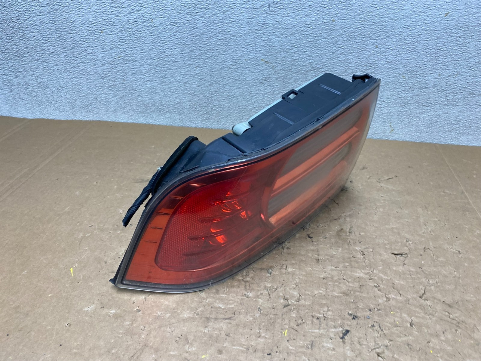 2007 - 2008 Acura TL Left Driver Lh Side Tail Light Oem V5861 DW2