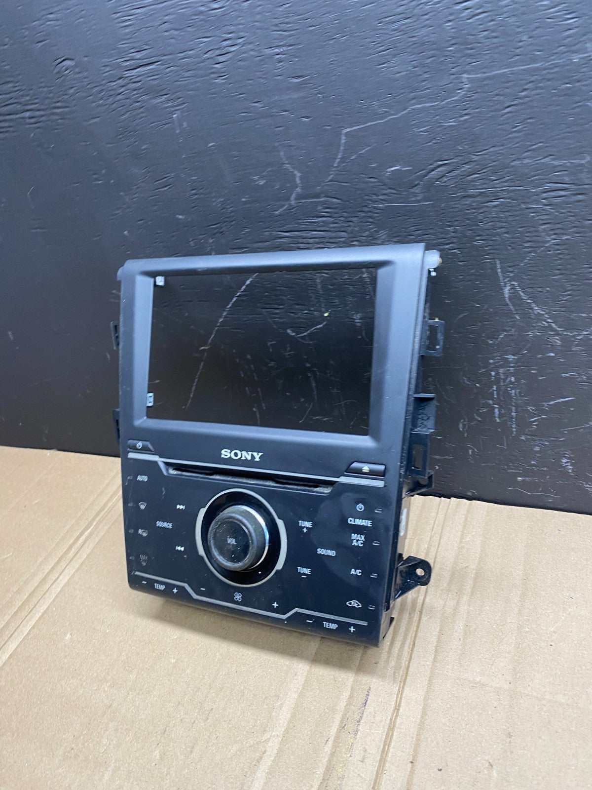 2014 - 2015 Ford Fusion Center Radio CD Player Sony Climate Control OE AB8691 DG1