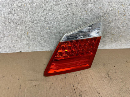 2009-2011 Hyundai Genesis Sedan Right Passenger Inner Tail Light AH5907 LK1