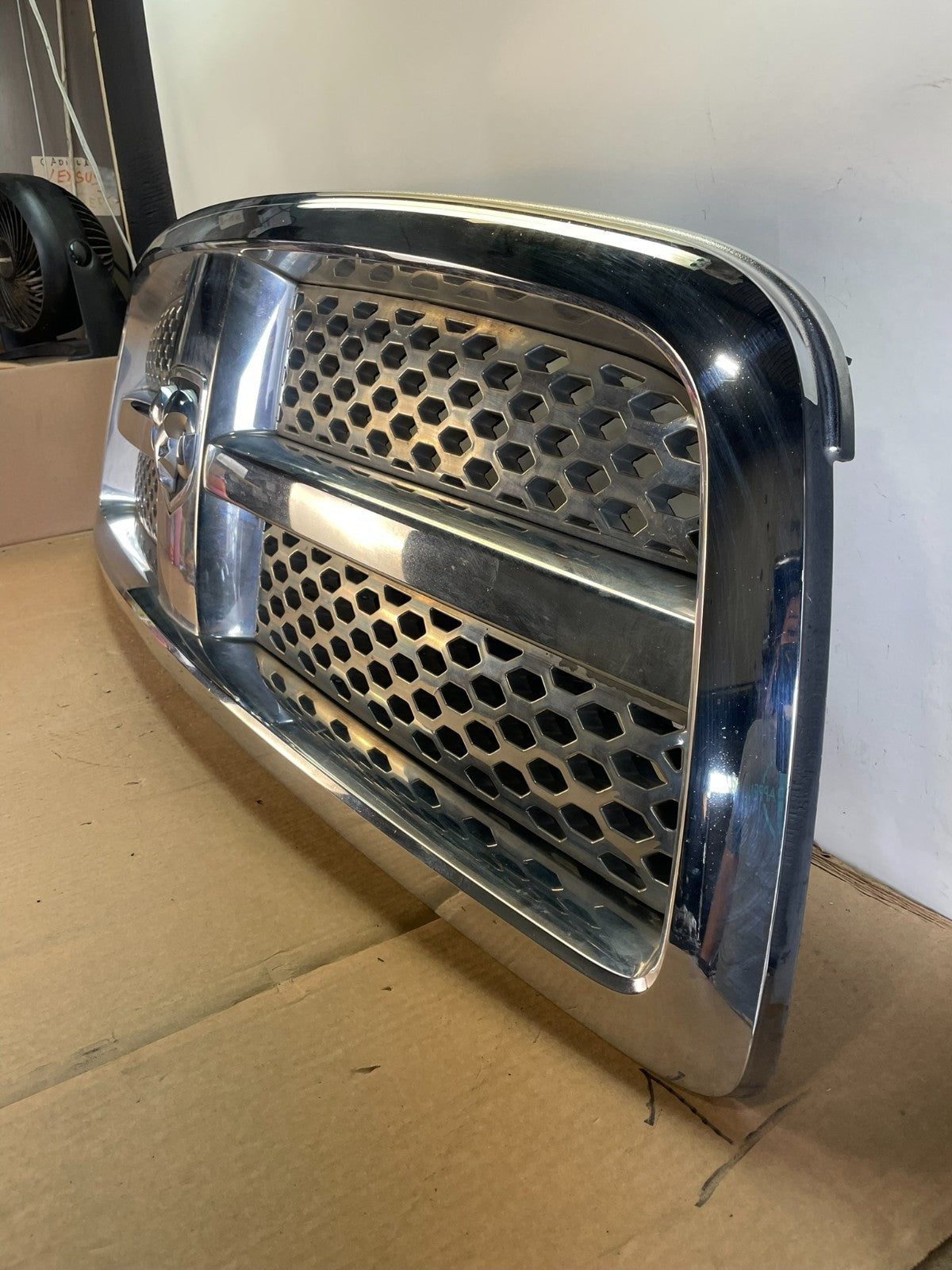 2009 to 2012 Dodge Ram 1500 Front Upper Grille Grill AH6410 DG1