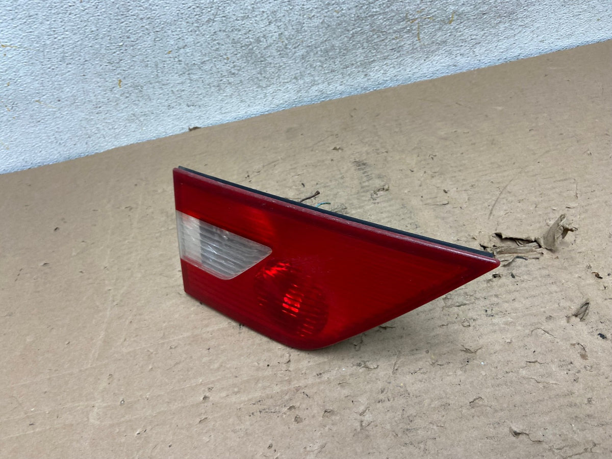 2004 2005 2006 Bmw X3 Left Driver Lh Inner Tail Light AI1112 LK1