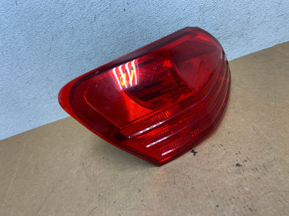 2008 to 2015 Nissan Rogue Left Driver Lh Side Tail Light AE3210 LK2