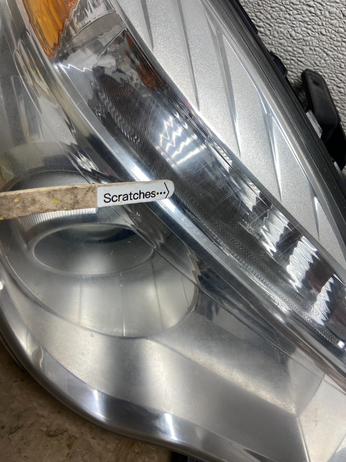 2010-2015 Chevrolet Equinox Right Passenger Halogen Projector Headlight AA50793