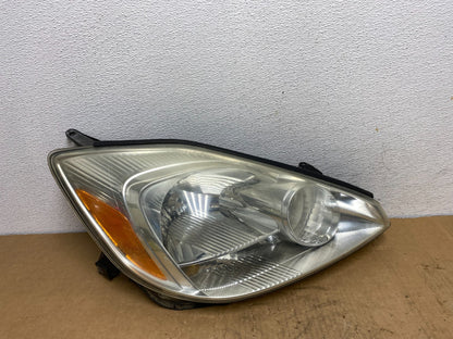 2004-2005 Toyota Sienna Driver Right Passenger Halogen Headlight AD1326 DW0