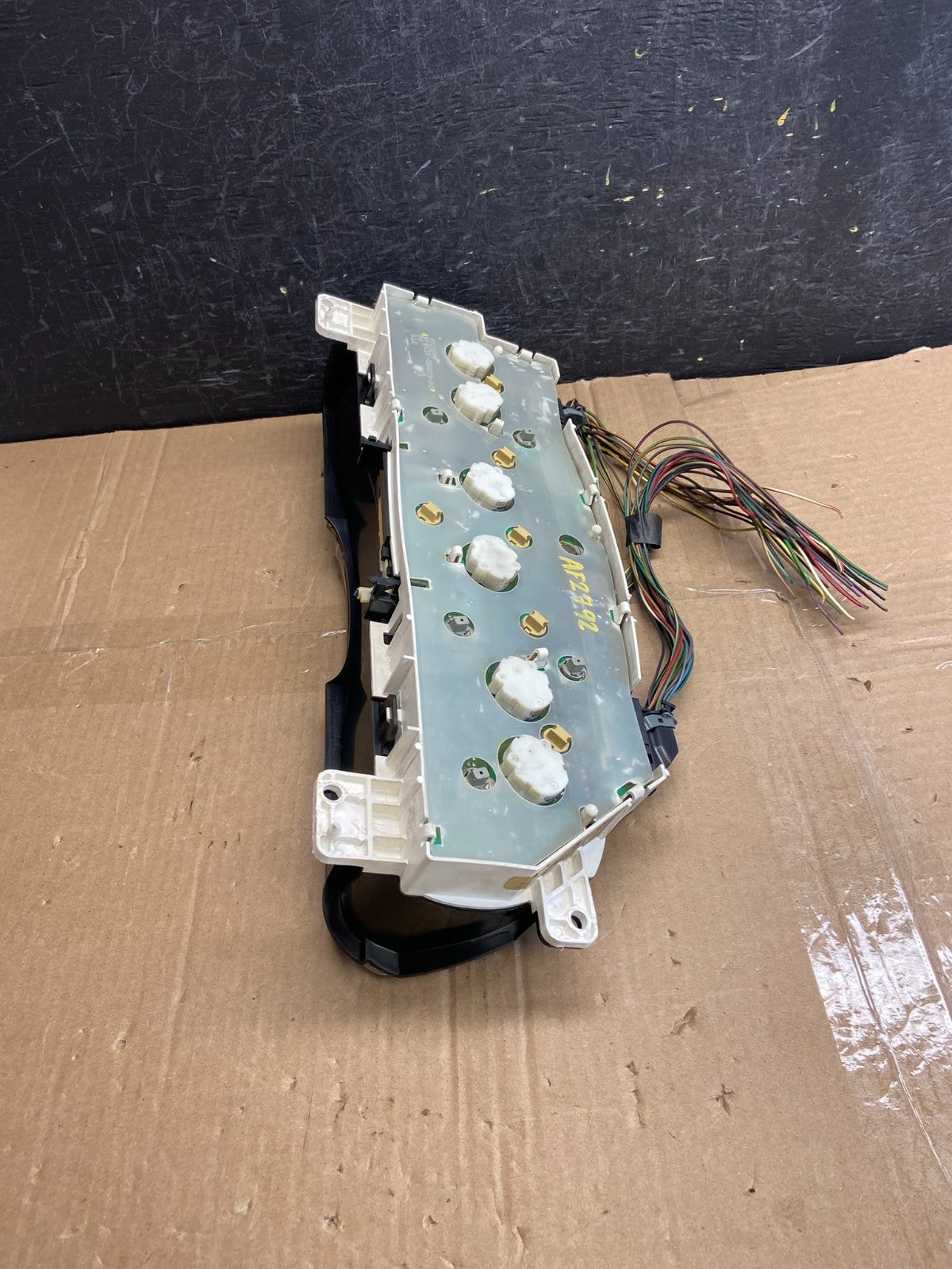 2006 Ford E350 Gauge Speedometer Cluster AF2792 DW5