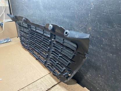 2009 to 2011 Freightliner Sprinter Front Upper Chrome Grill Grille W5930 DG9