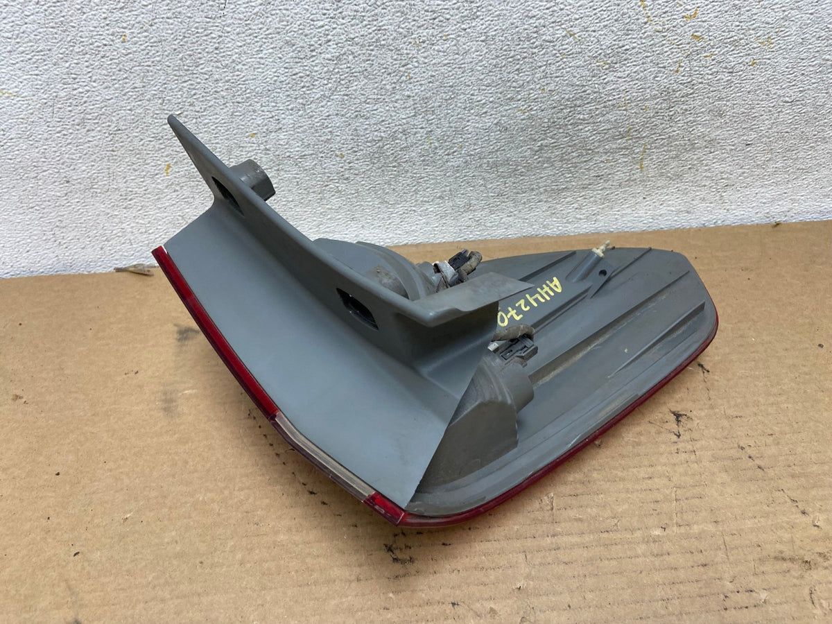 2005 2006 2007 Honda Odyssey Right Passenger RH Side Tail Light AH4270 LK5