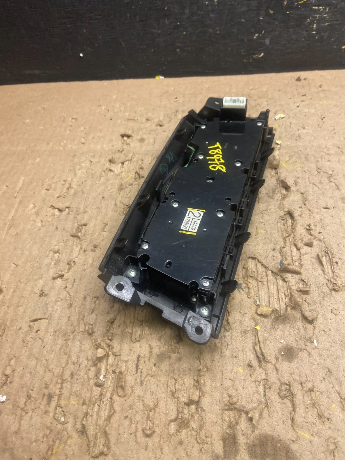 2009-2014 Nissan Murano AM FM Radio CD Control Panel T8978 DG4