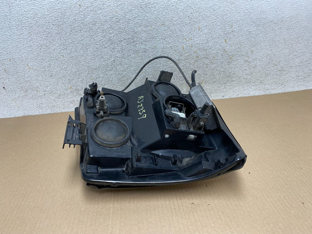 2002 to 2006 Cadillac Escalade Left Driver Lh Xenon HID Headlight AJ2359 DW5