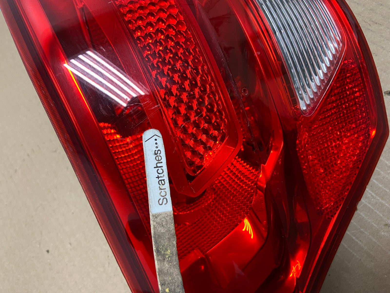 2011-2013 Jeep Grand Cherokee Left Driver Side Lh Tail Light AE9566 LK3