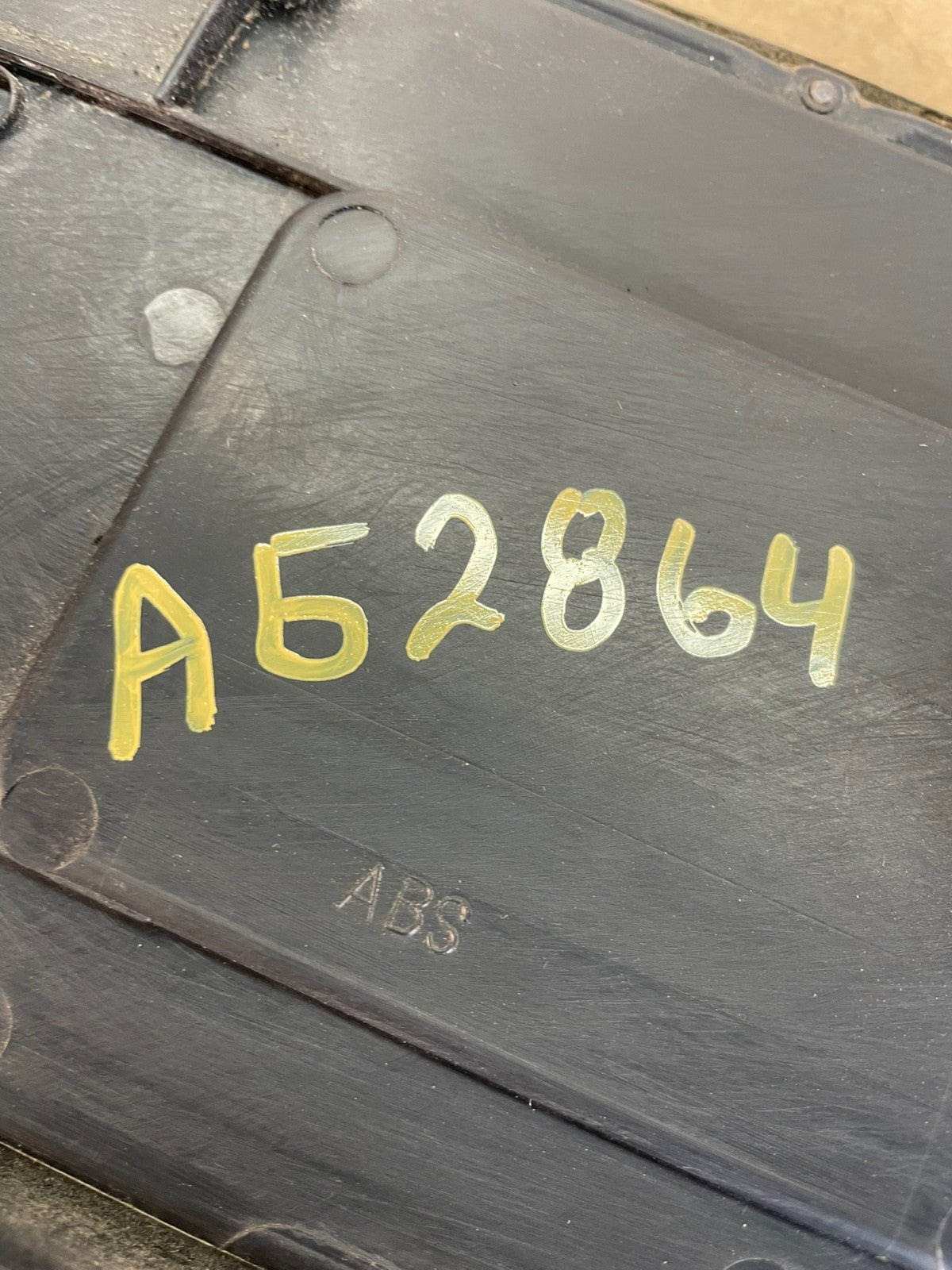 1992 1993 1994 Toyota Camry Center Trunk Rear Tail Light AG2864 DG5