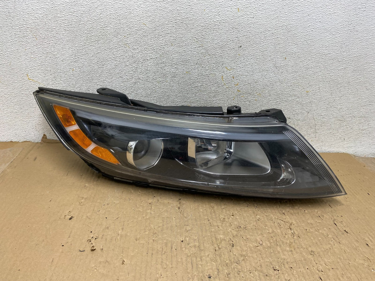 2014 - 2015 Kia Optima Right Passenger RH Side Headlight Halogen AH2883 DW0