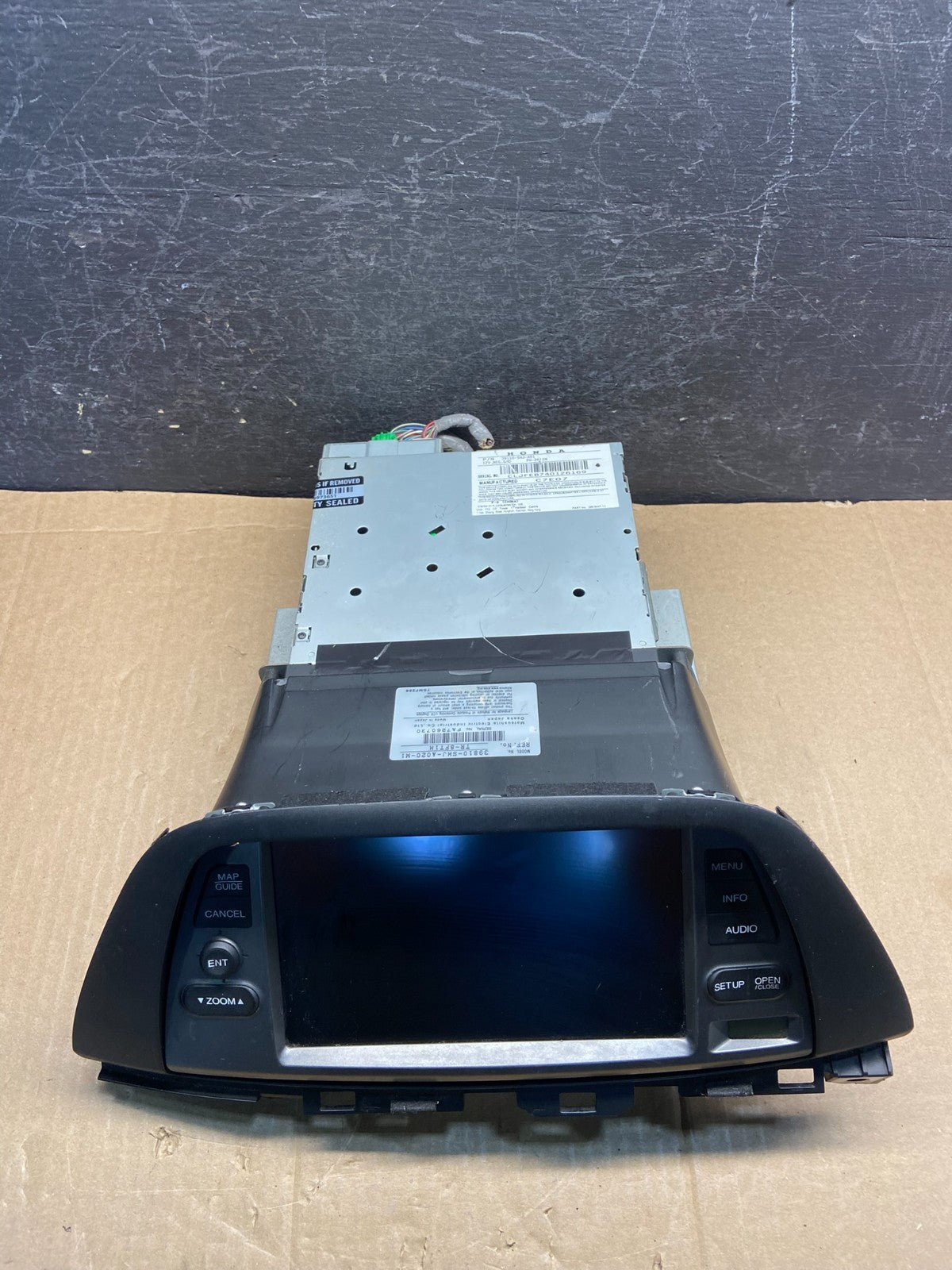 2005 to 2010 Honda Odyssey Navigation GPS Screen Display Radio AG1697 DG3