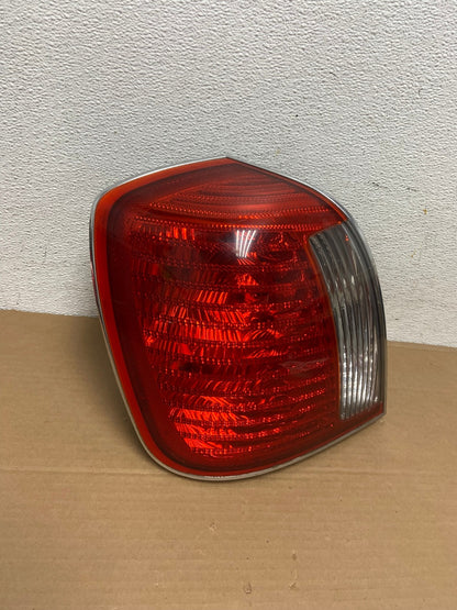 2004 to 2005 Hyundai XG350 Left Driver LH Side Tail Light AD4136 LK2