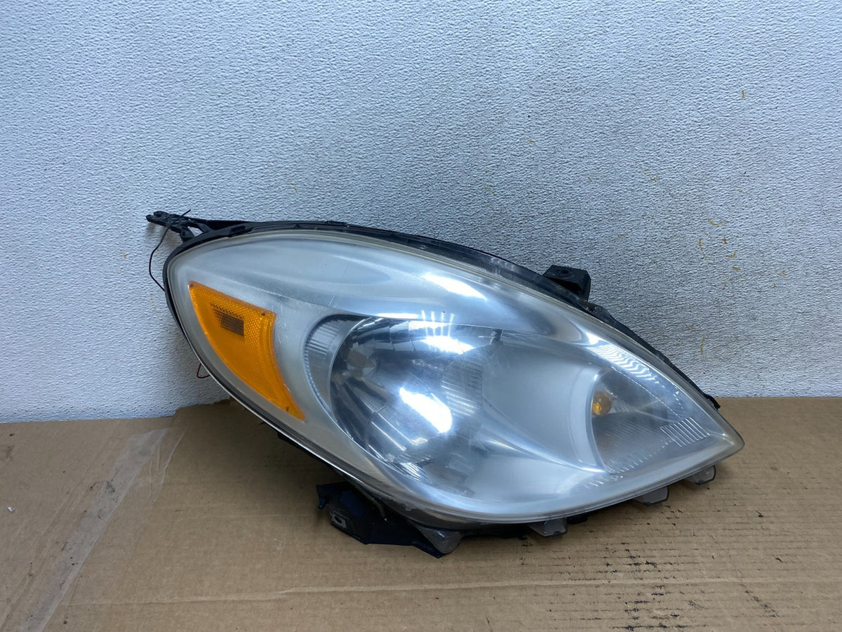 2012 2013 2014 Nissan Versa Note Sedan Headlight Right Passenger Rh AH4053 DW0