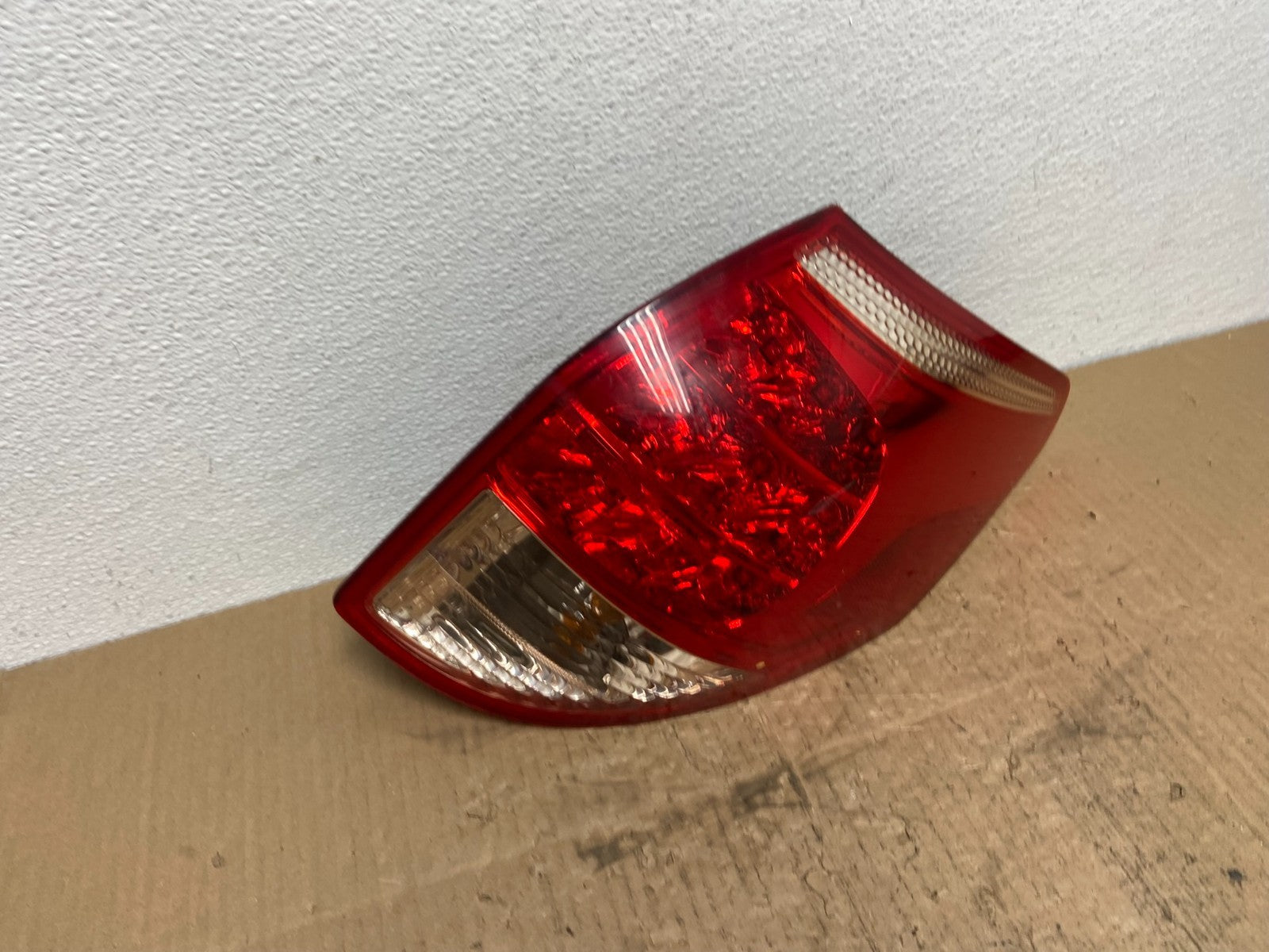 2006 2007 2008 Toyota Rav4 Right Passenger RH Side Tail Light OEM AB8460 DW2