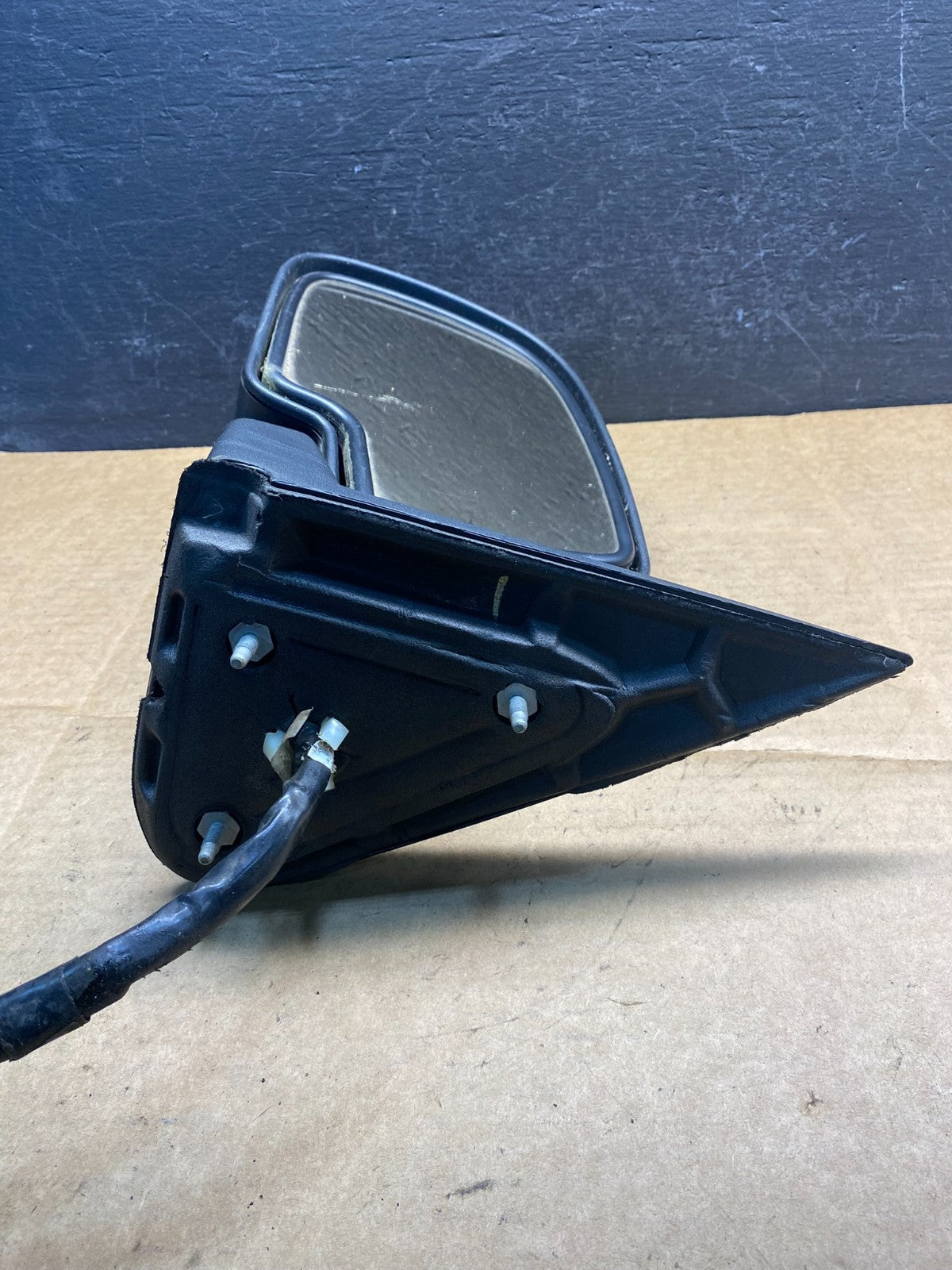 2003-2006 Chevrolet Tahoe Suburban Left Driver LH Turn Door Mirror ad7279 DG4