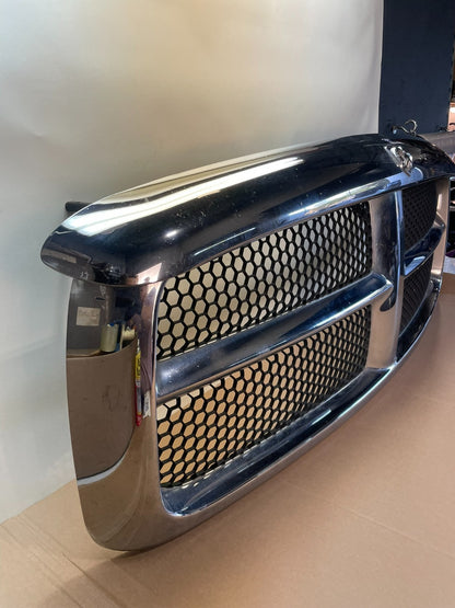 2002 2003 2004 2005 Dodge Ram 1500  Upper Front Grill Grille AI0616 DG2