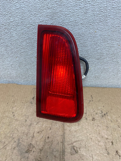 2003 - 2006 Lincoln Navigator Left Driver Lh Side Tail Light Inner V4535 DW0