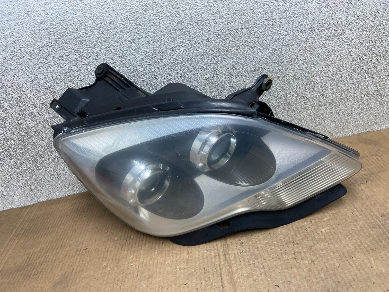 2007-2012 Gmc Acadia Halogen Headlight Right Passenger Side AA6527 DW0