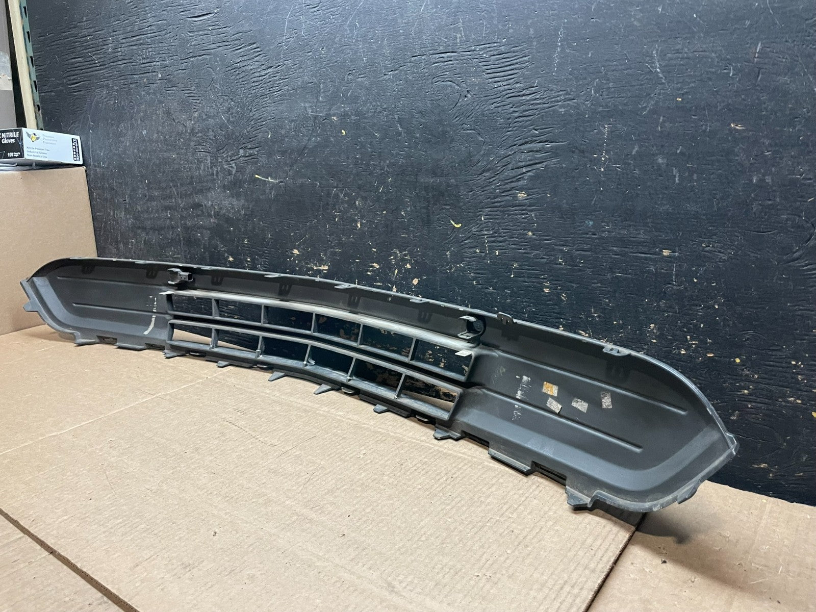 2013 to 2016 Lincoln MKS Front Lower Grille Grill Oem Y9440 DG7