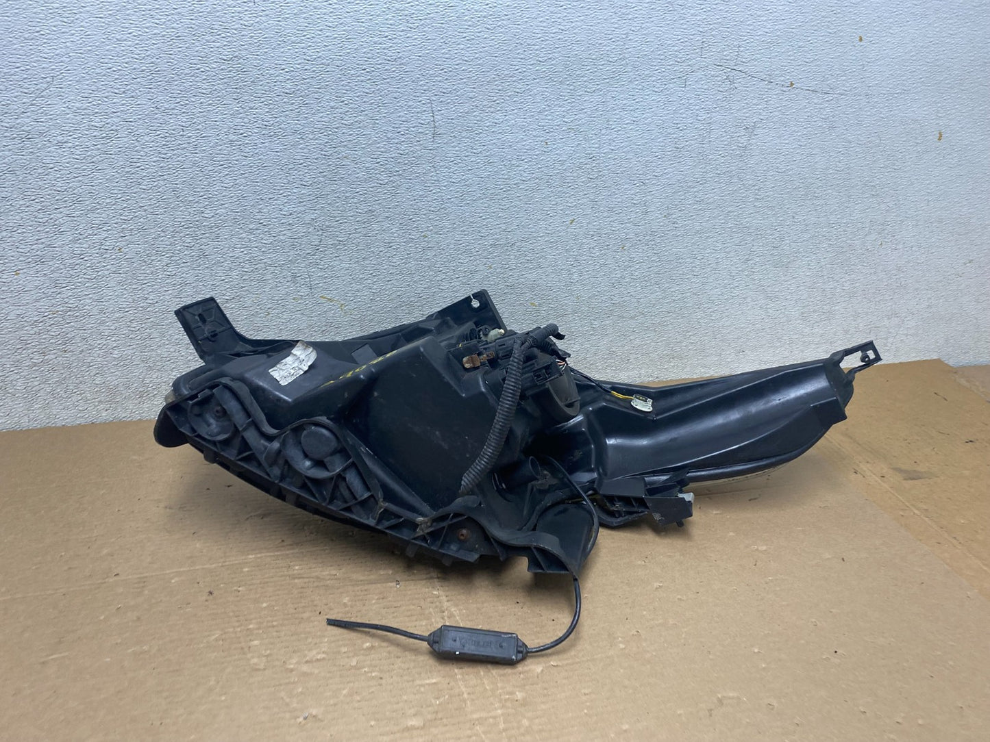 2011 to 2015 Ford Explorer Police Right Passenger Halogen Headlight Oem Q9080 DW12