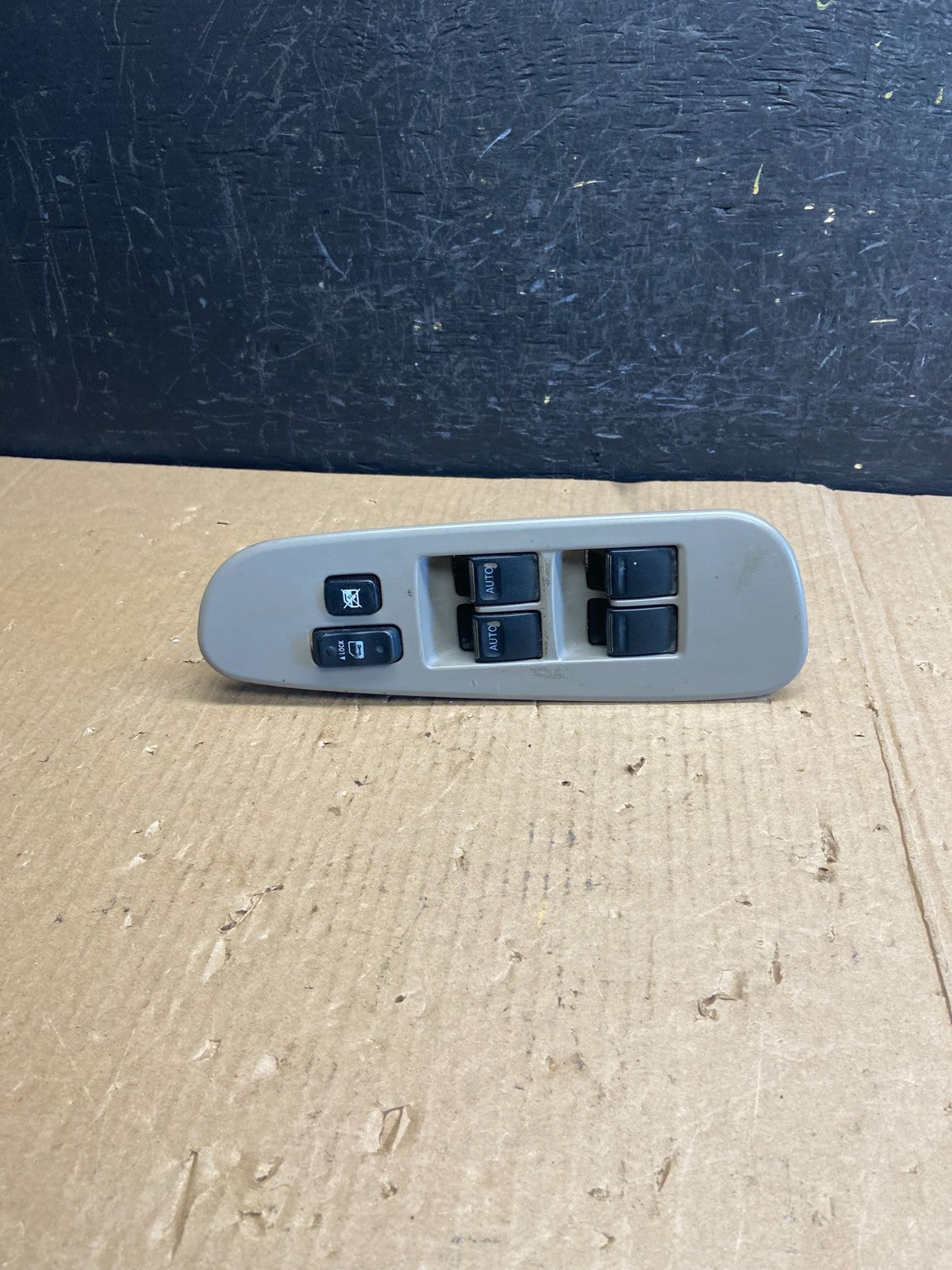 2000-2006 Toyota Sequoia Driver Left Door Master Power Window Switch AE3836 DG1