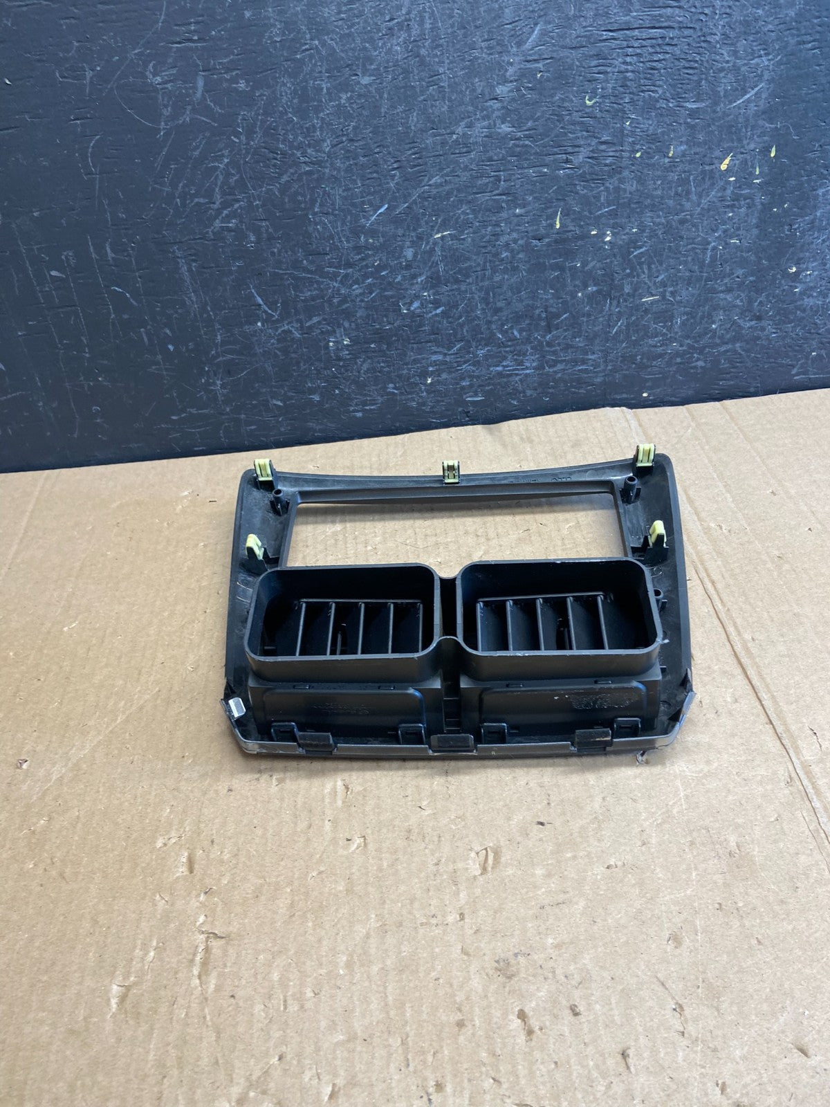 2009 to 2013 Subaru Forester Dash Radio Trim Bezel Center Vent AE4257 DG3