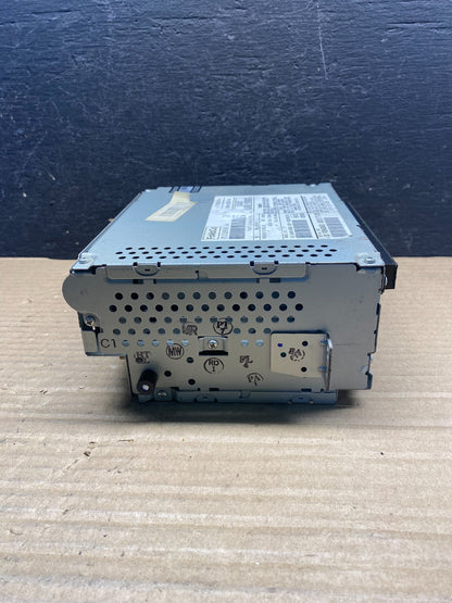 08-10 VOLVO 70 07-09 80 SERIES RADIO AM-FM STEREO MP3 PLAYER 31260541 AF3897 PS2