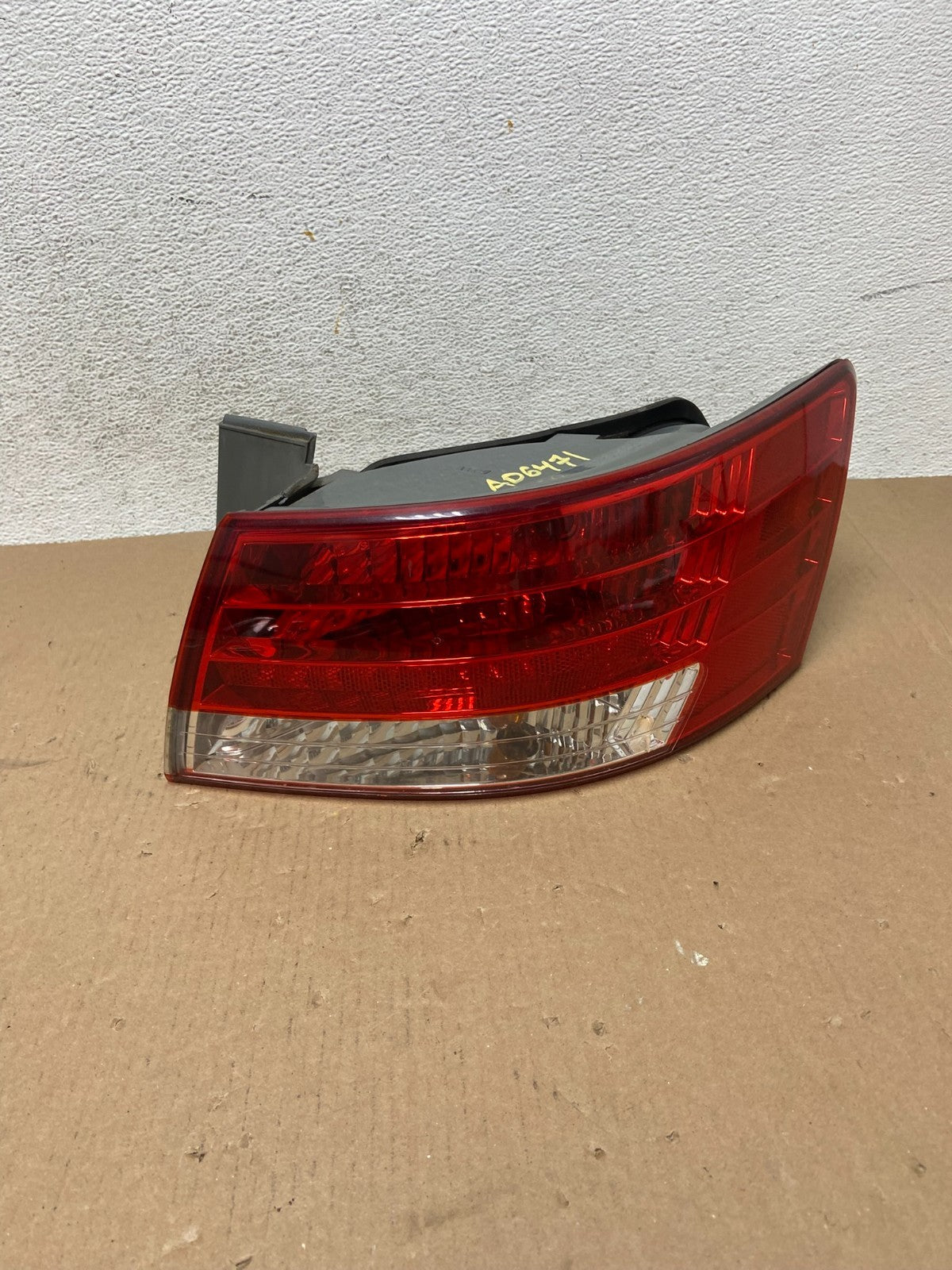 2006 2007 2008 Hyundai Sonata Right Passenger Rh Side Tail Light AD6471 DW0
