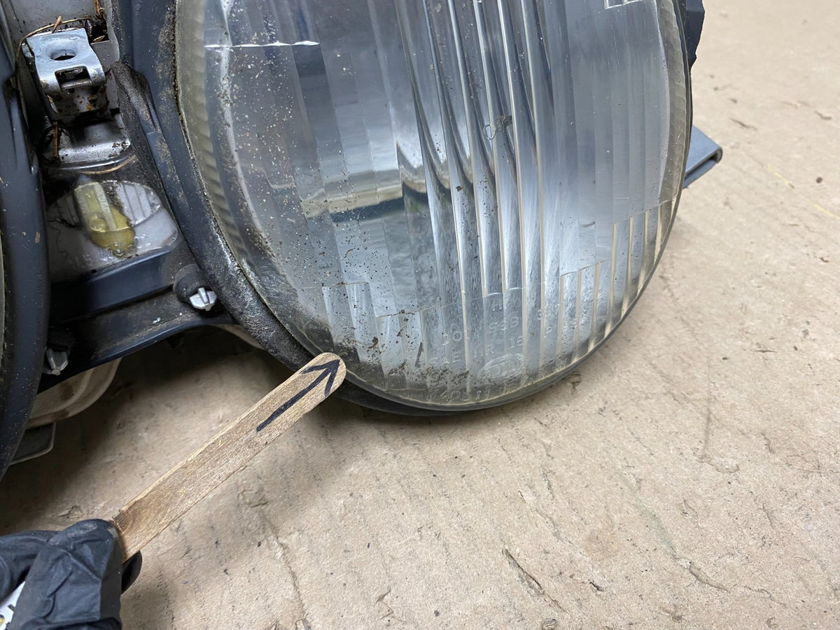 1996-1999 Mercedes E E320 E430 Right Passenger RH Side Headlight AH7636 DW3