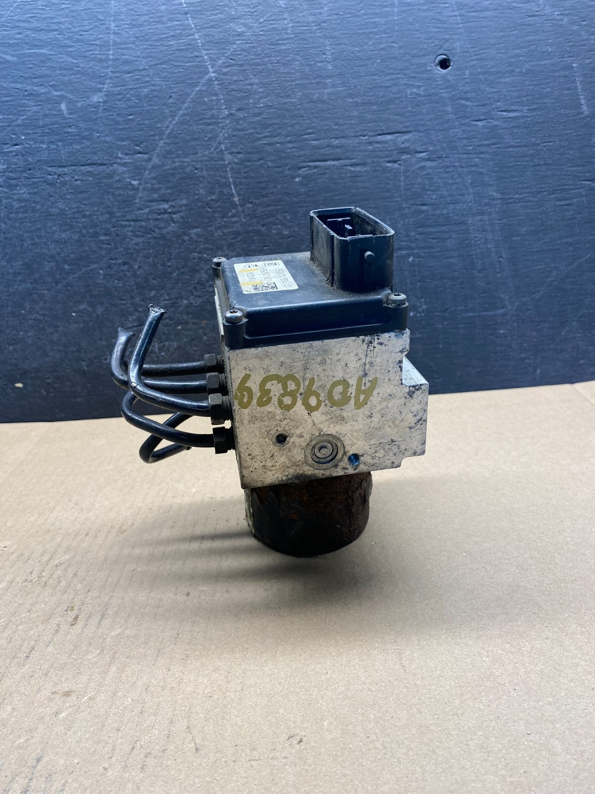 2013-2017 Chevrolet Express GMC Savana ABS Anti Lock Brake Pump AG1827 DG2