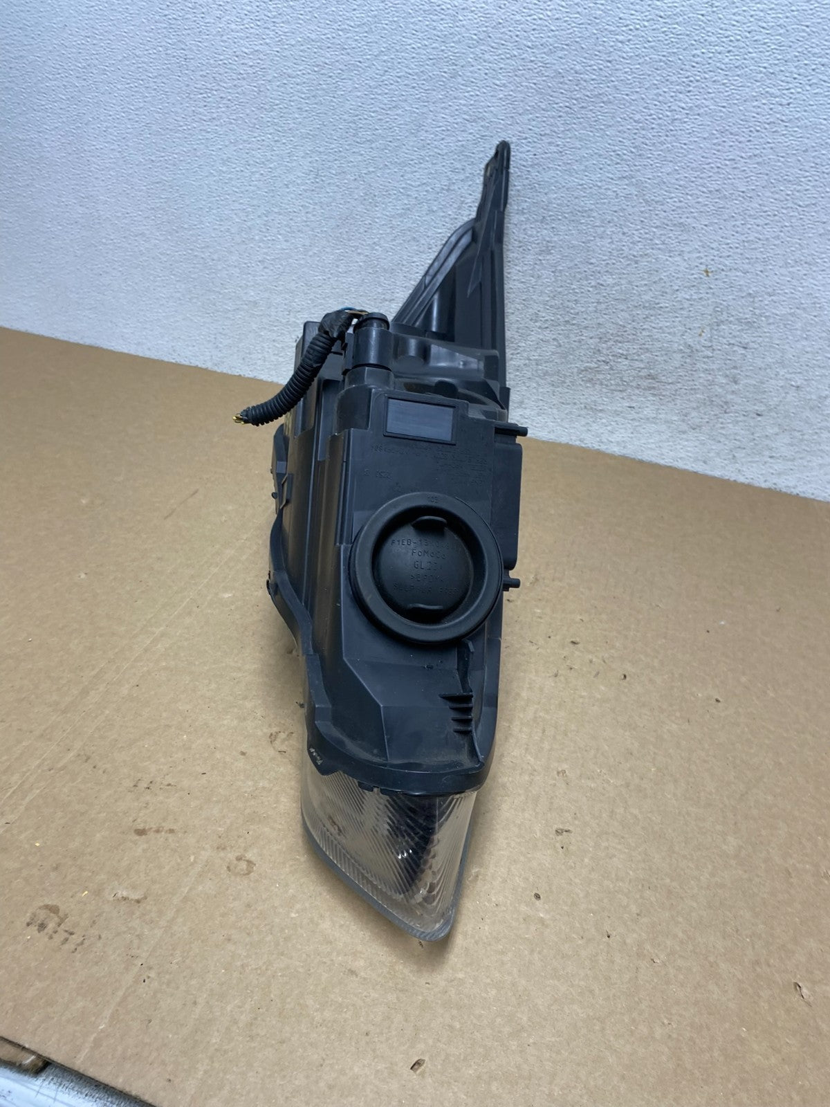 2015 to 2018 Ford Focus Left Driver LH Side Headlight AF9947 DW7