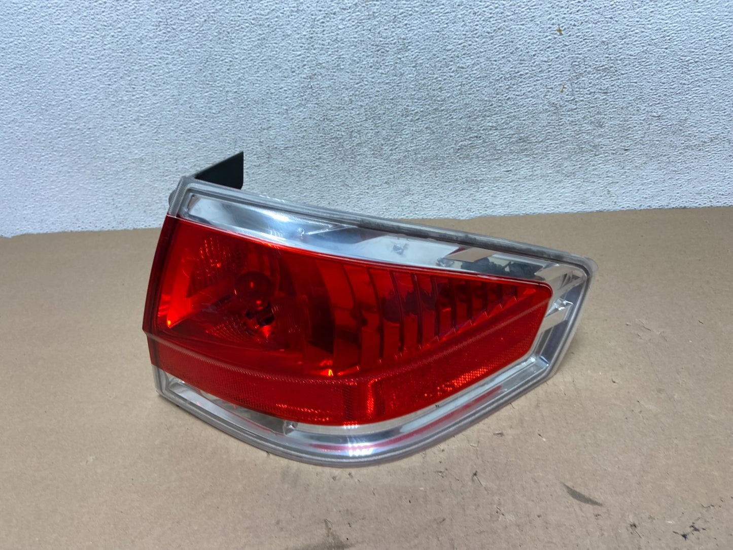 2008 2009 2010 2011 Ford Focus Sedan Right Passenger Tail Light AG3402 PS0