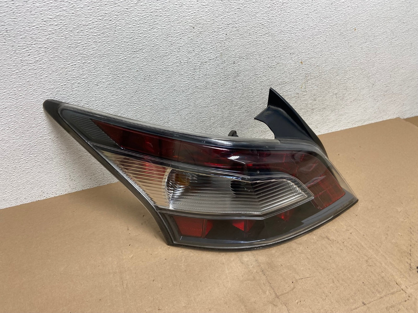 2012 2013 2014 Nissan Maxima Left Driver Lh Side Tail light AE6707 LK2