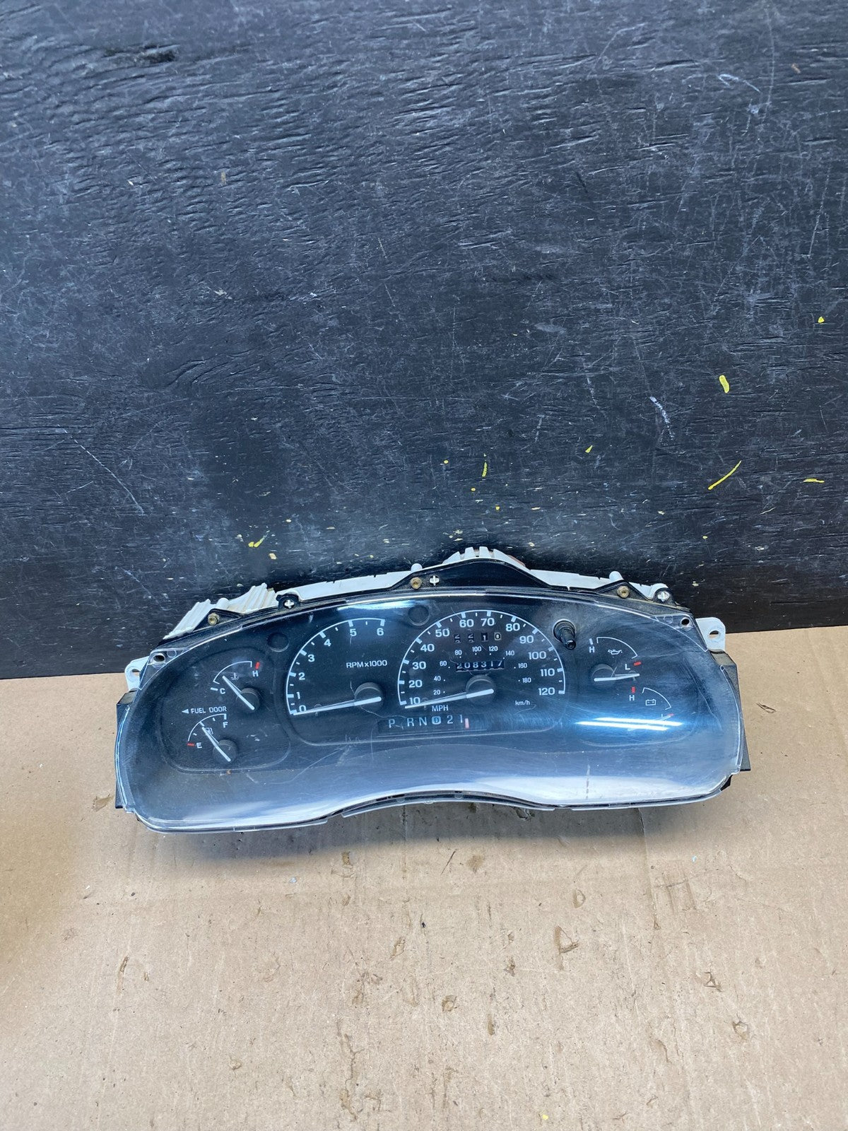 2001 2002 2003 Ford Explorer Speedometer Cluster Gauge Oem R8872 DG0