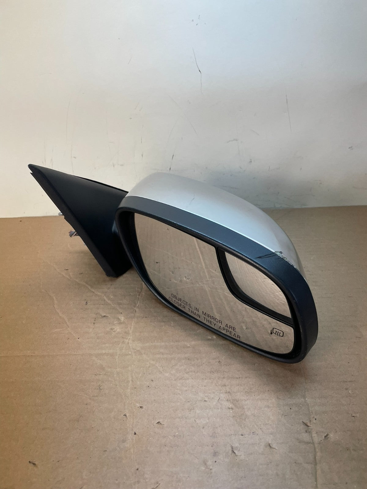2010 to 2018 Ford Taurus Right Passenger View Door Mirror AG9879 DW2