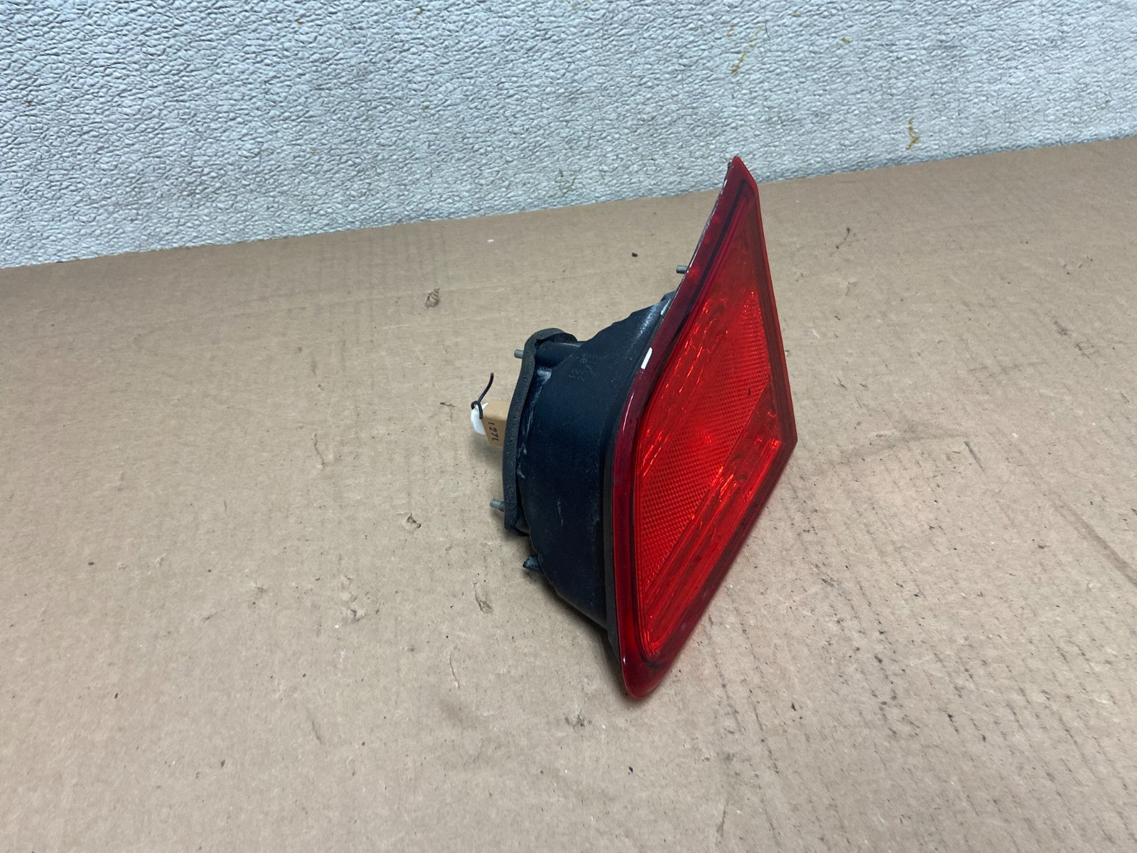2010-2014 Subaru Legacy Right Passenger Rh Side Tail Light Inner Oem R1574 DW1