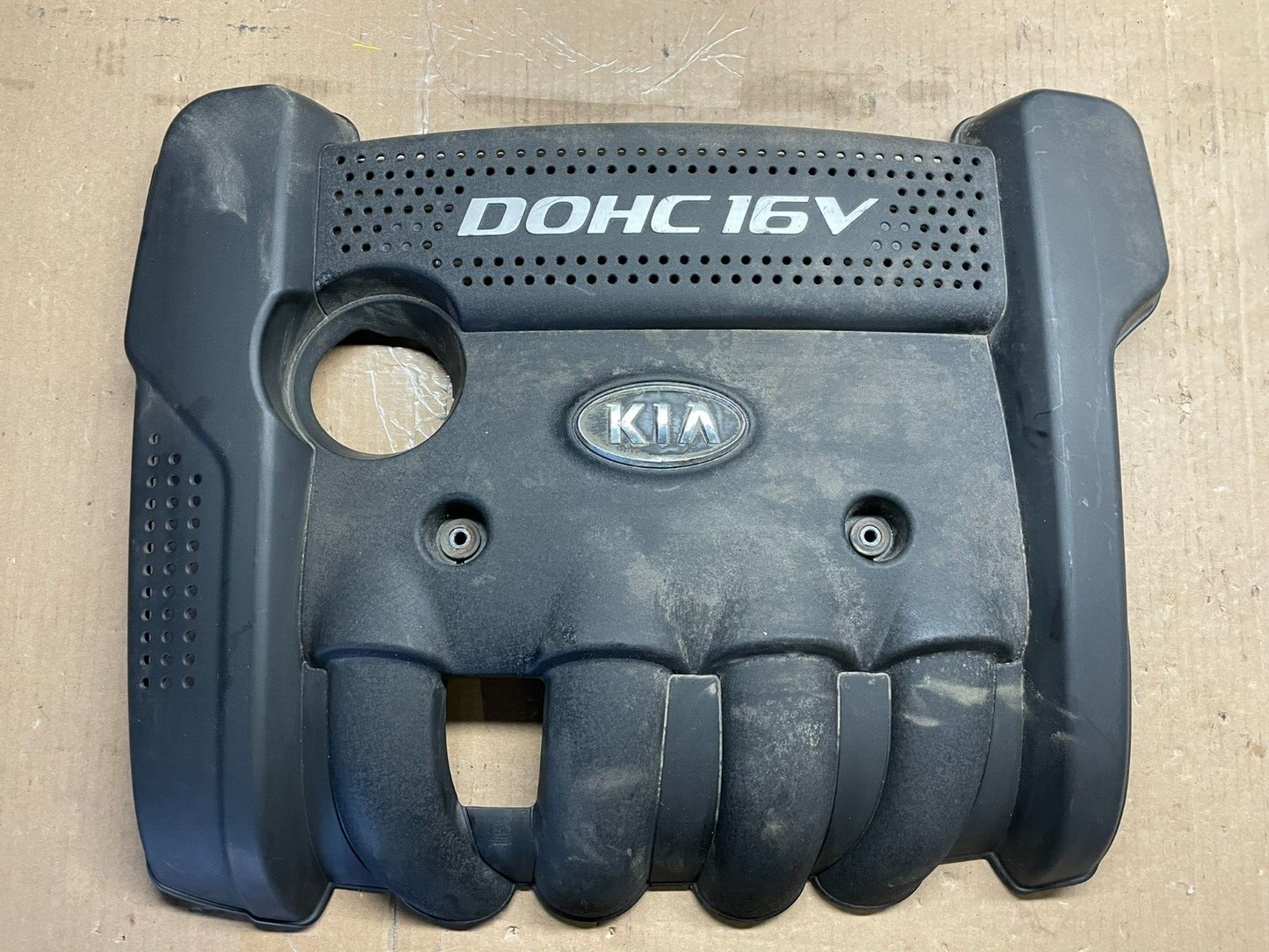 2004 2005 2006 Kia Optima Engine Motor Cover A9443 PS0