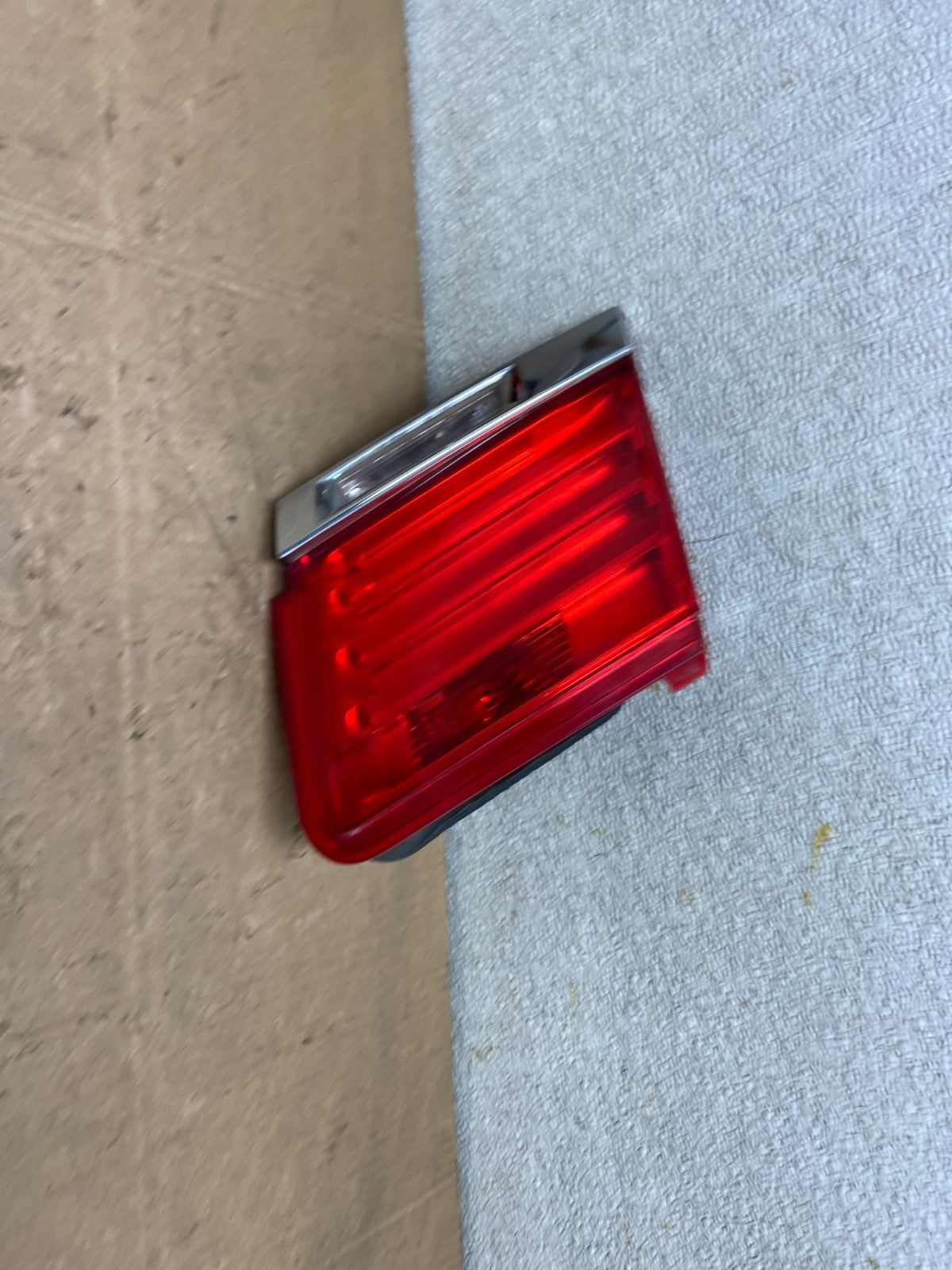 2009 - 2012 Bmw 7-Series F01 F02 750i Right Passenger Inner Tail Light Y6032 DW0