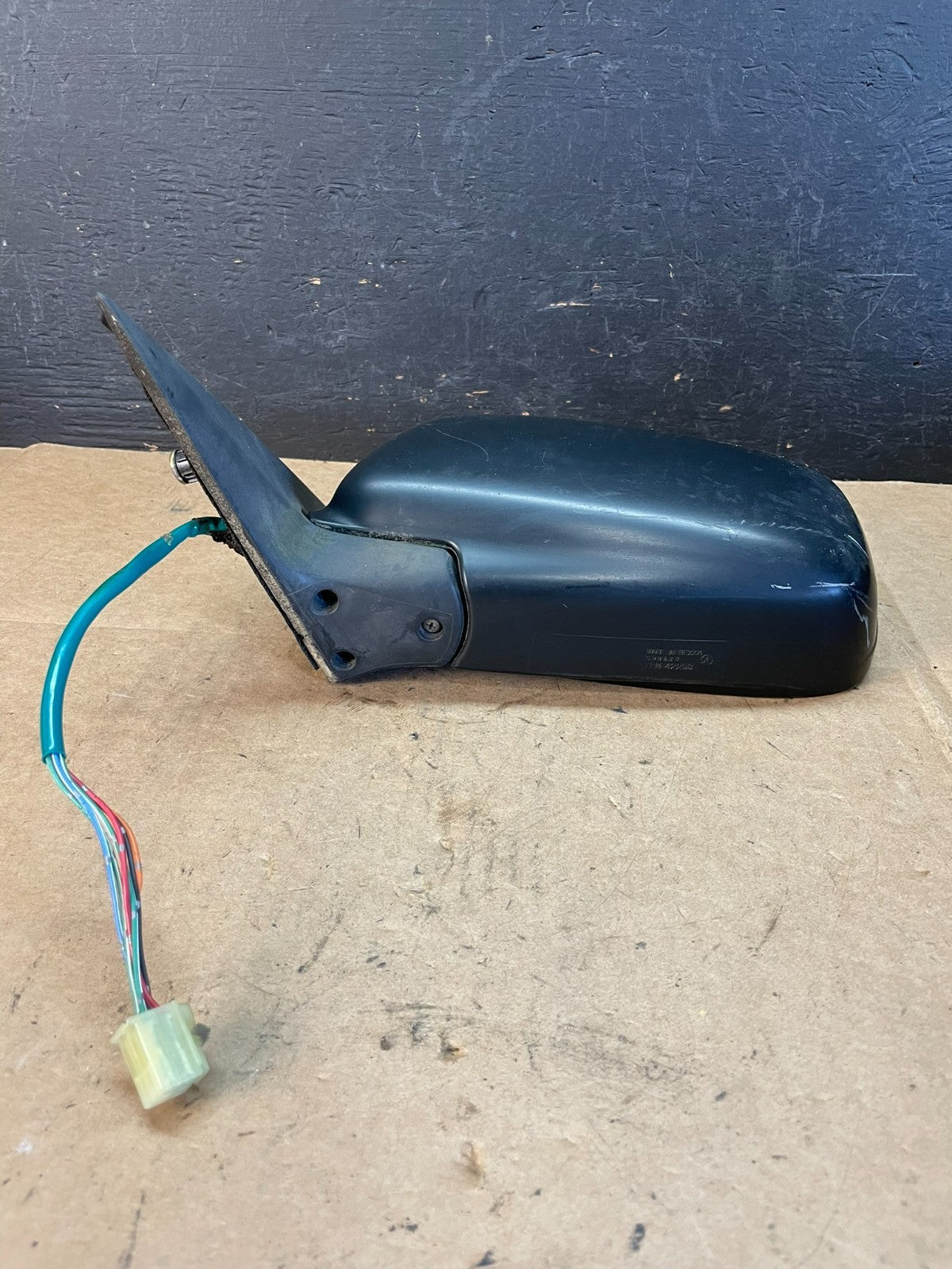 2000 to 2004 Subaru Legacy Left Driver LH Door Mirror AE1049 DG3