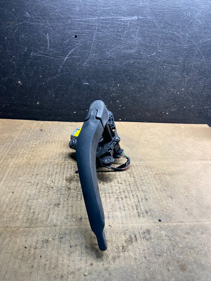 2013 to 2017 Buick Enclave Windshield Rear Wiper Motor y3747 DG2