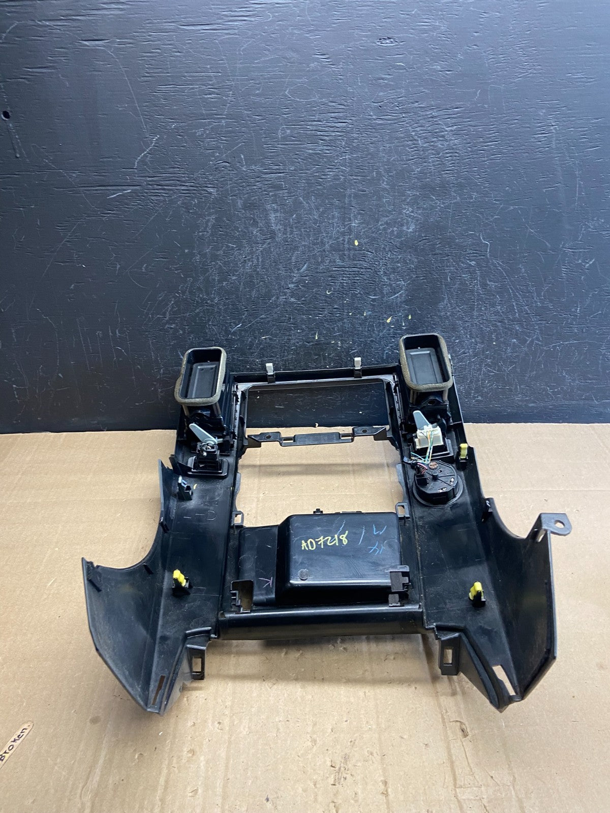 2003 to 2009 Toyota 4Runner Center Dash Radio Trim Bezel Vents AD7218 DG5