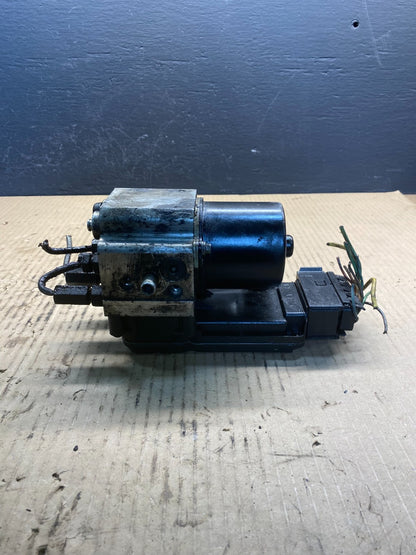2006 2007 Ford E250 E350 Econoline Anti-Lock ABS Antilock Brake Pump AC0923 DG4