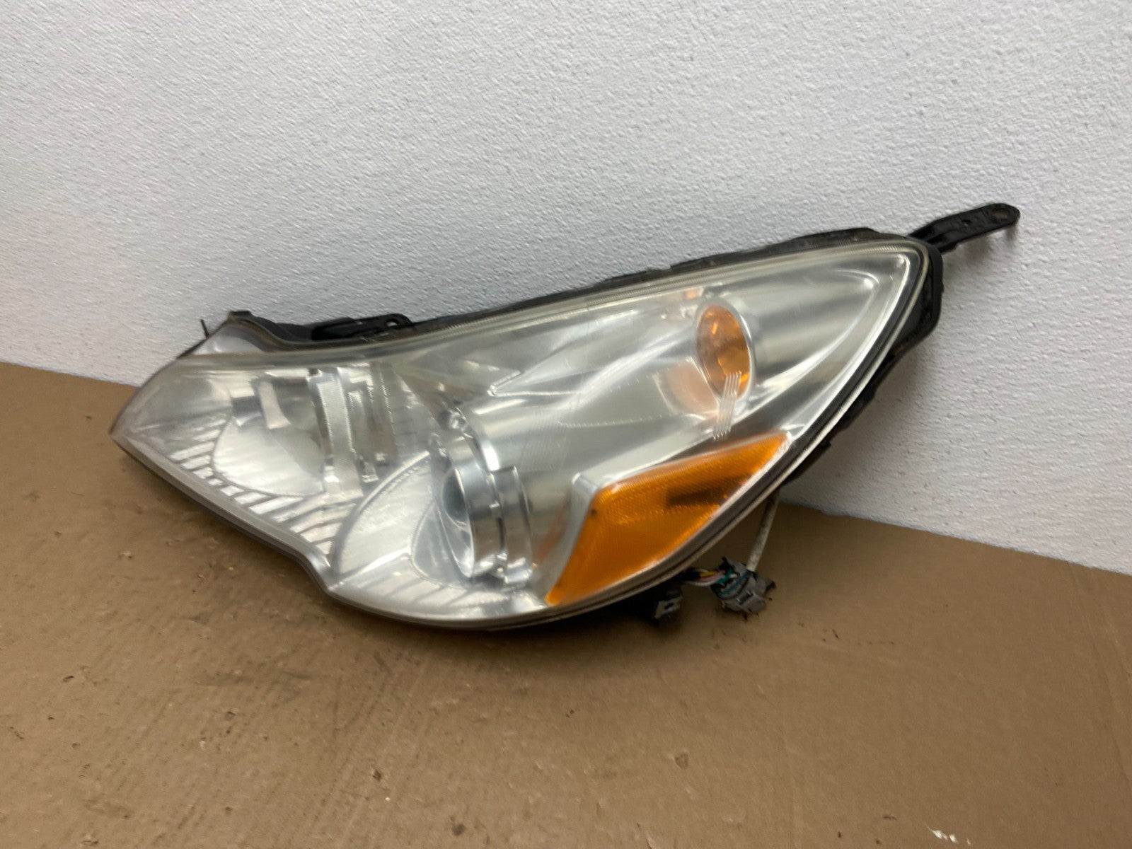 2010 2011 2012 Subaru Legacy Outback Left Driver Halogen Headlight AB6496 DW1