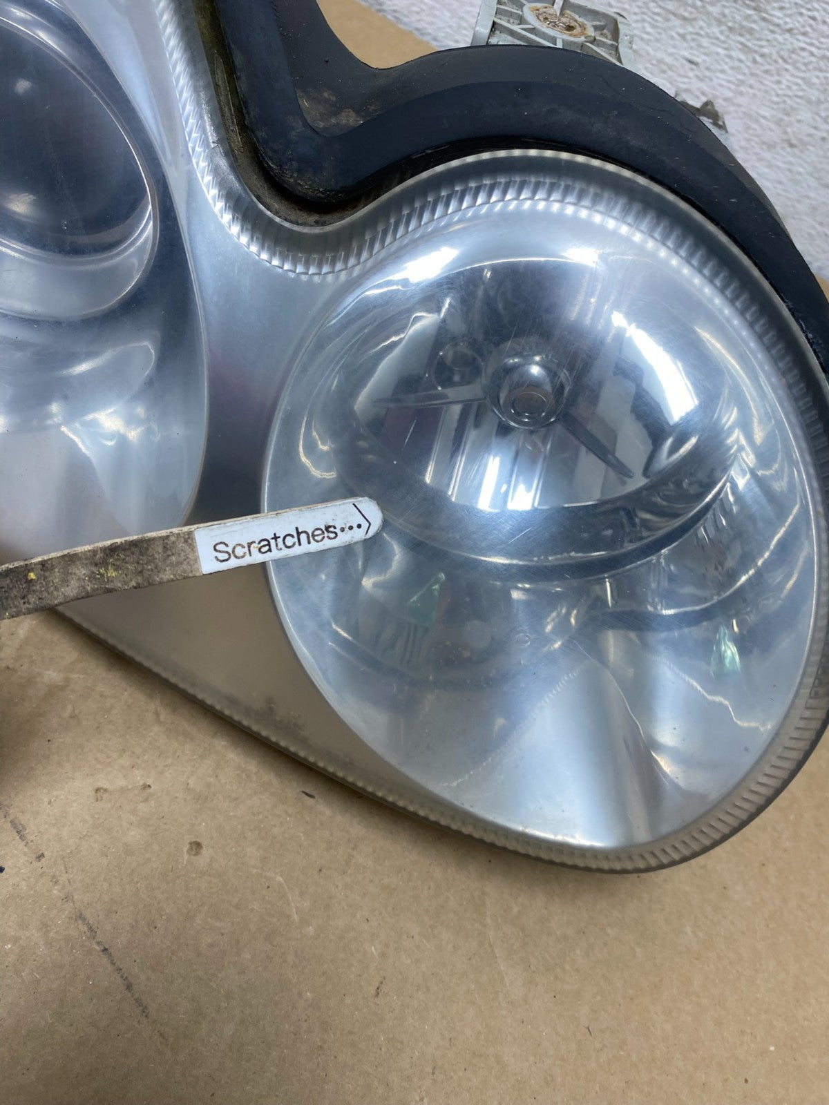 2002-2005 Hyundai Sonata Right Passenger Headlight Halogen AF7291 DW3