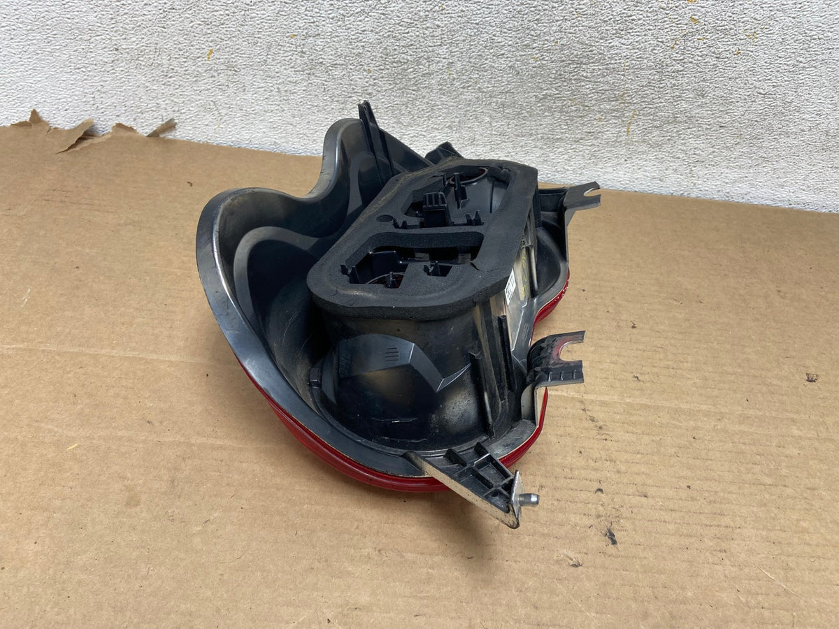 2008-2016 Smart Fortwo Right Passenger RH Side Tail Light AH4027 LK5