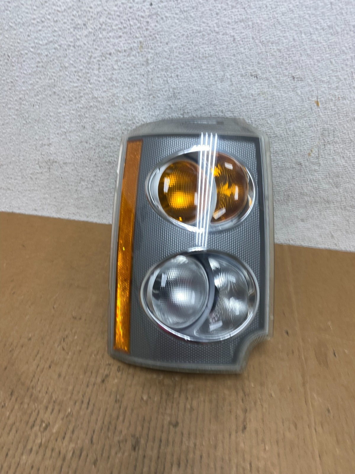 2003-2005 Land Rover Range Rover Right Passenger RH Turn Signal Light AE0668 DW0