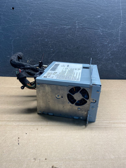 2010 to 2012 Cadillac SRX AM/FM/CD/MP3 Radio Head Unit Receiver AE8138 DG2