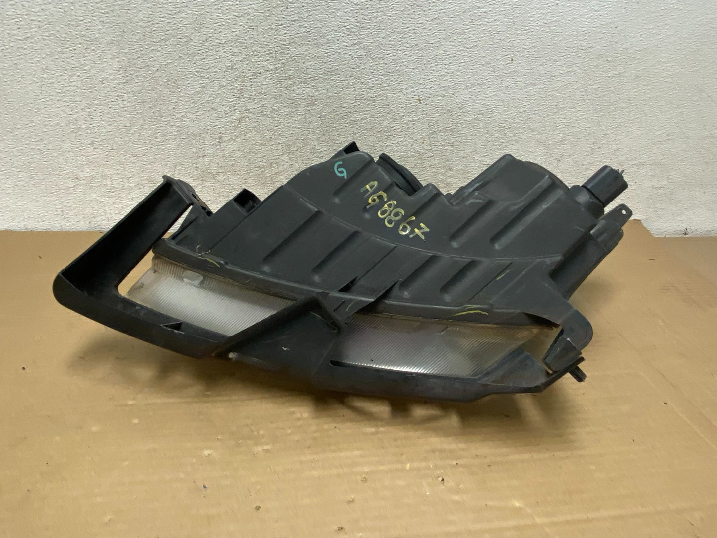 2006 to 2009 Mercury Milan Headlight Right Passenger RH Halogen AG8867 DW7